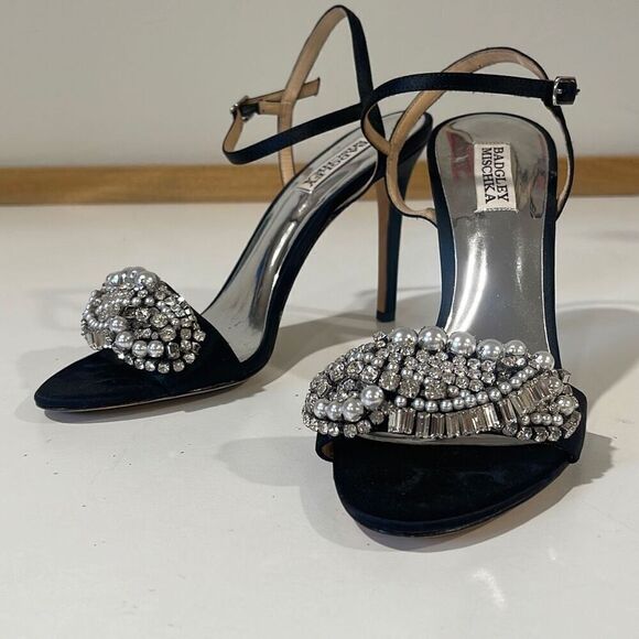 Badgley Mischka Black Sandals Size 8.5 - Picture 3 of 14